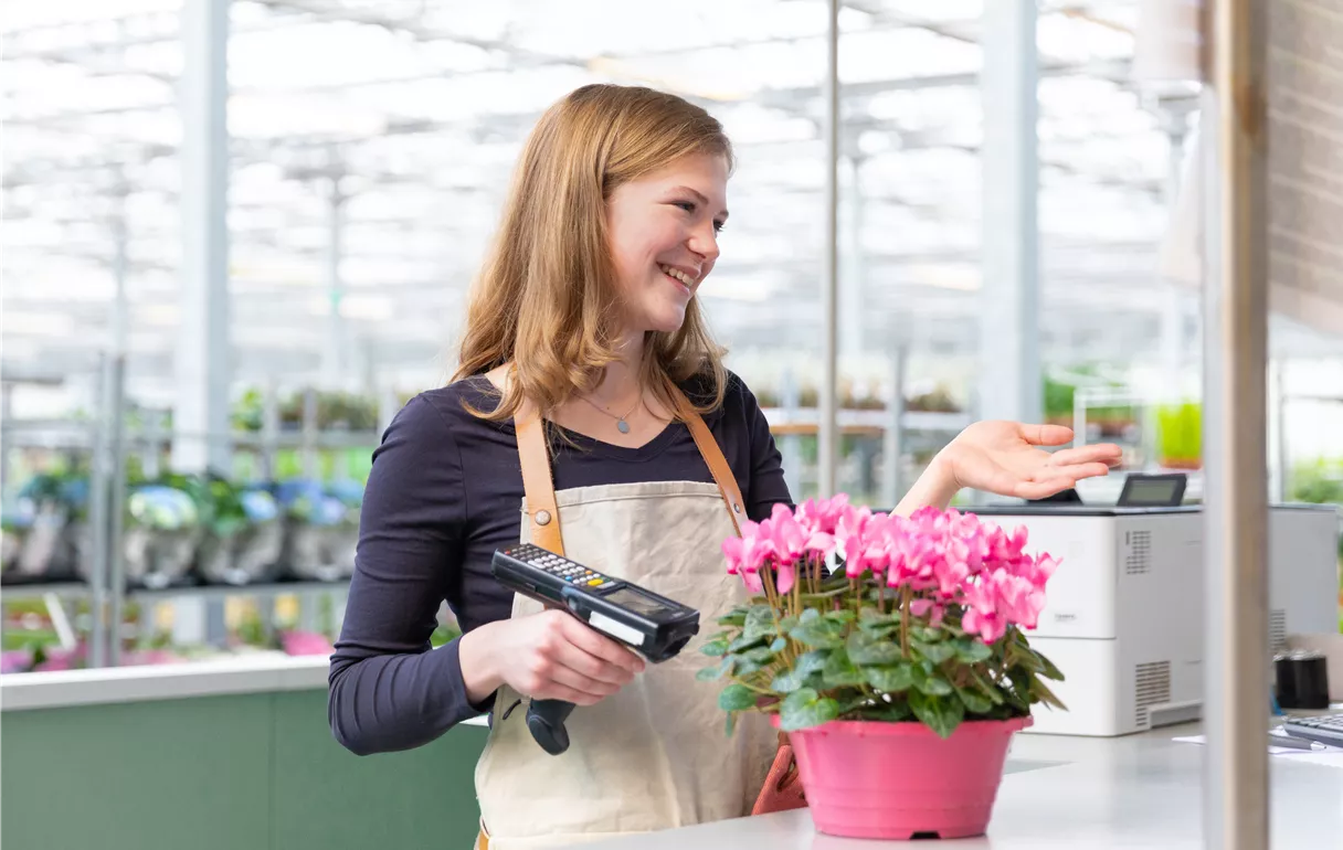 Einkauf im Pflanzengroßmarkt - mit Kunden sprechen
